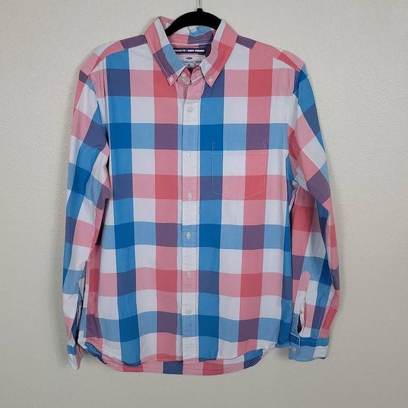ON Classic Fit Button-down, Size Medium - Picture 5 of 5